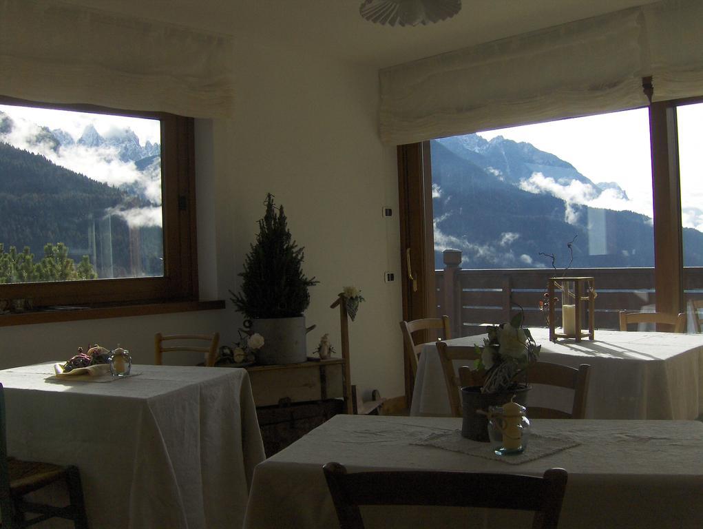 Fra Rose e Mughi Bed and Breakfast Domegge di Cadore Esterno foto